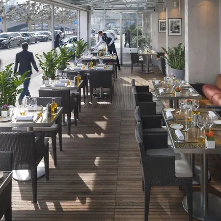 Mandarin Oriental, Szálloda 5*
