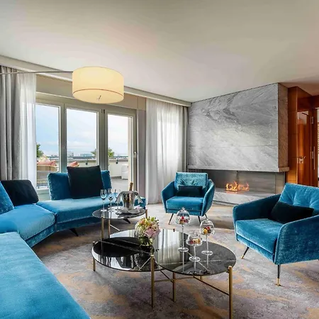 Mandarin Oriental,