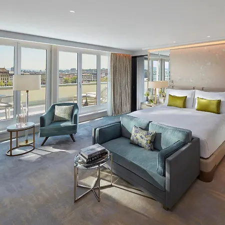 Mandarin Oriental, Szálloda 5*