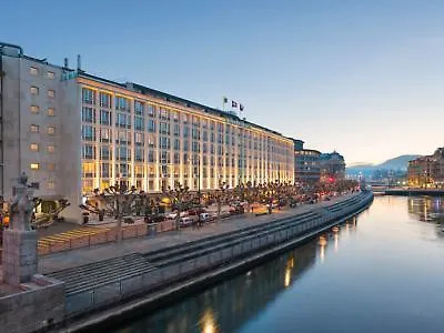 Mandarin Oriental, Szálloda 5*